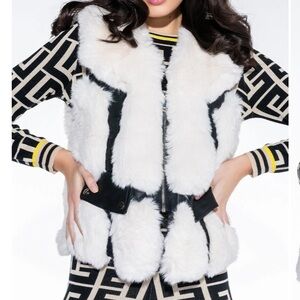 AKIRA White and Black Teddy Jacket